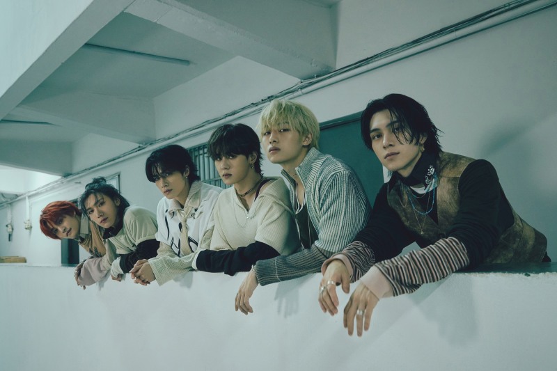 ‘11월 1일 컴백’ WayV, 27일 정규 2집 발매 기념 생방송 진행…다채로운 이야기로 팬들과 소통