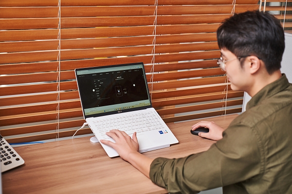 유모멘트, 온라인 웨딩 예식 예약시스템 ‘스마트예약’ 출시 후 가입자 수 1만명 달성