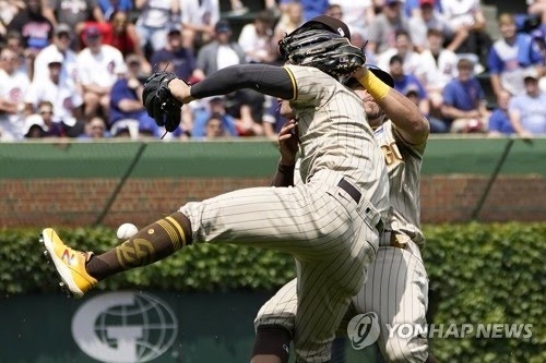 샌디에이고 시절 김하성과 충돌하고 있는 토미 팸