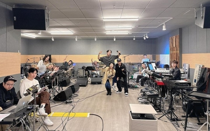 코요태, 콘서트 연습 현장 깜짝 공개…‘코요태스티벌’ 기대감 예열