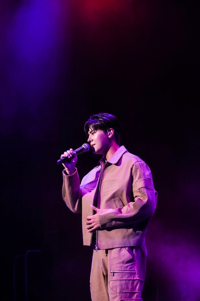 “일본 홀렸다” 려운, 첫 단독 팬미팅 성료…"굉장히 값진 기억⋯지금이 가장 반짝이는 순간"