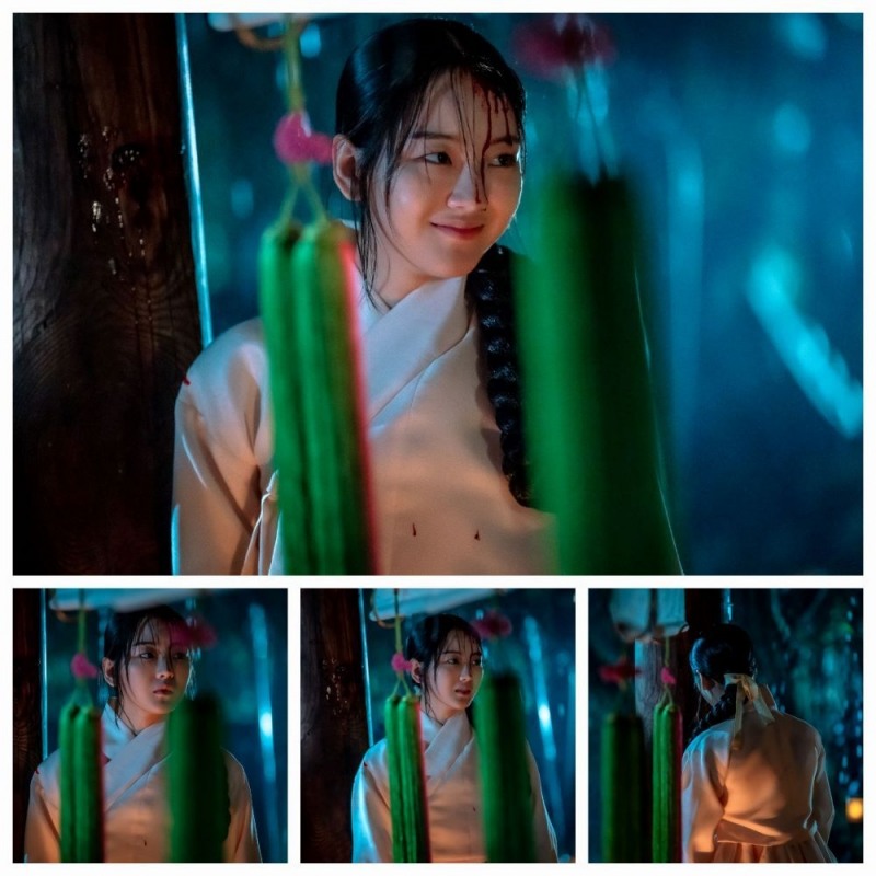 ‘혼례대첩’ 조이현, ‘부슬비+소복 차림+피칠갑 이마+섬뜩 미소’ 한밤중 오싹 비주얼 포착