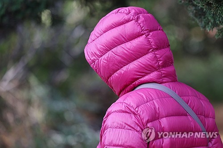 패딩 필요한 날씨(사진=연합)