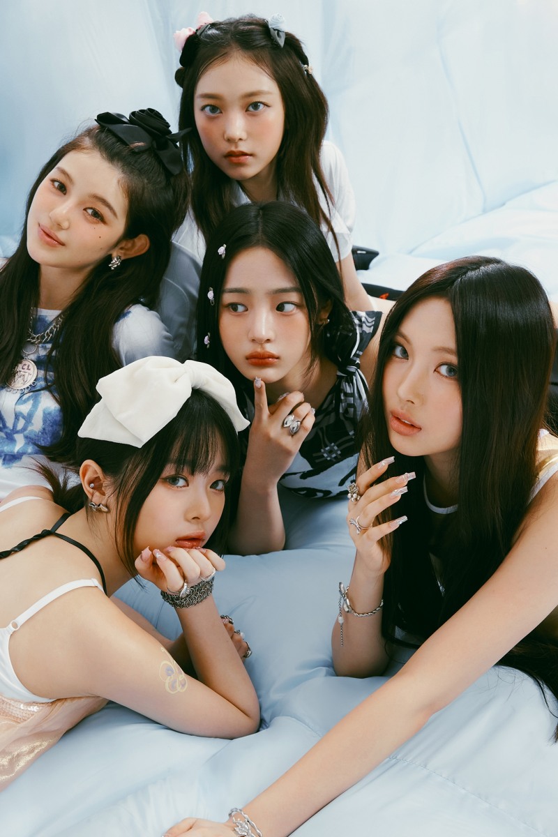 ‘굳건한 인기’ 뉴진스, 美 빌보드 메인 앨범차트 15주째 머물며 ‘글로벌 파워’ 입증