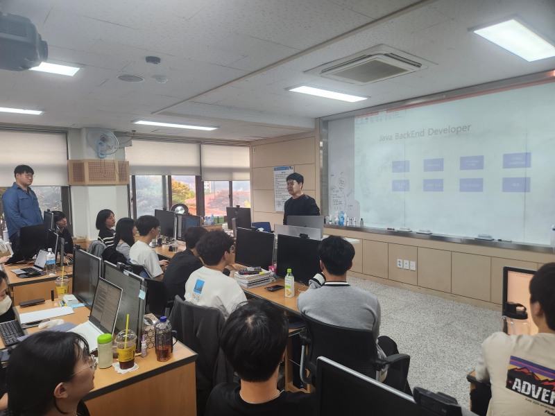 한국폴리텍대학 서울강서 빅데이터과, 스프링부트 기반 백앤드 개발 특강 진행