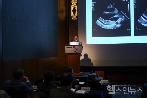 참포도나무병원심혈관센터박중일원장학회발표