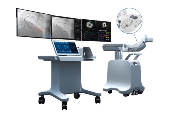 서울아산병원의공학연구소최재순,심장내과김영학교수팀이개발한국내첫관상동맥중재술보조로봇'에이비아(AVIAR)'