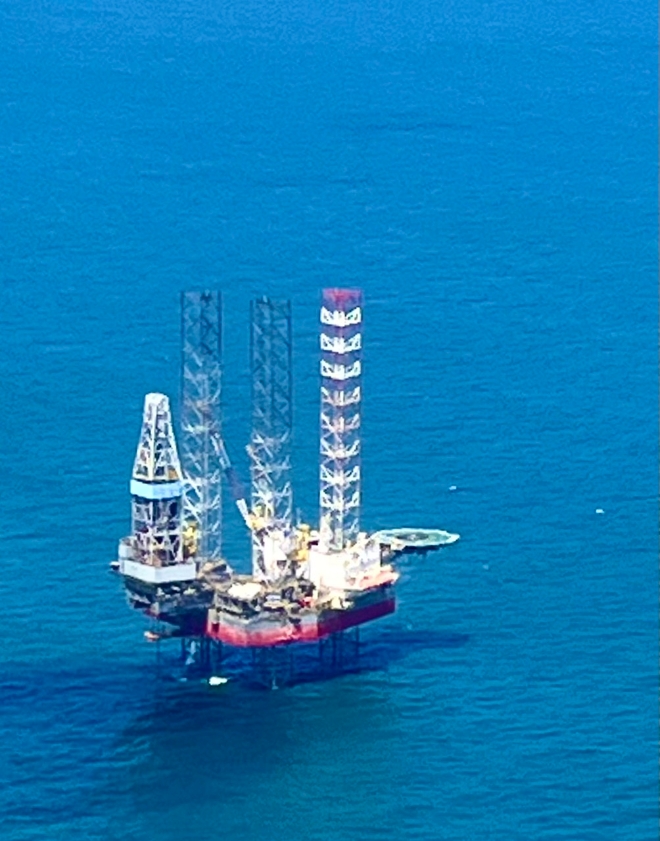 시추설비가 설치된 베트남 16-2 광구 / 사진=SK어스온 제공