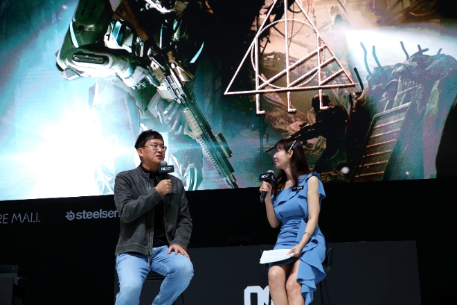 엔씨소프트(NC)는 부산 벡스코에서 열리는 ‘지스타 2023’에서 ‘오프닝 스피치’를 진행하고, 출품작 7종을 공개했다고 16일 밝혔다. 사진은 오프닝 스피치를 하는 LLL 배재현 Seeder의 모습. (사진 = NC 제공)
