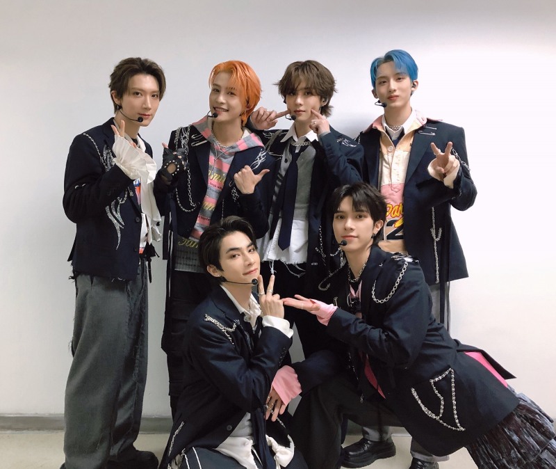 WayV, 정규 2집 쇼케이스 투어 대성황…中 6개 도시 공연 전석 매진 행렬