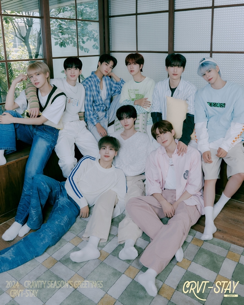크래비티, 2024 시즌 그리팅 콘셉트 포토 공개…‘풋풋+청량’ 비주얼