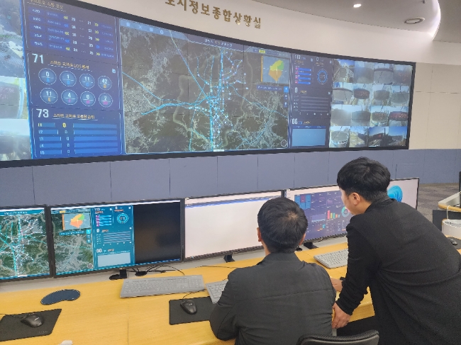 SKT는 성남시 지능형교통체계(ITS) 구축사업을 수주하여 성남시의 미래 모빌리티 혁신을 위한 첨단교통시스템을 구축한다고 21일 밝혔다. / 사진=SKT 제공