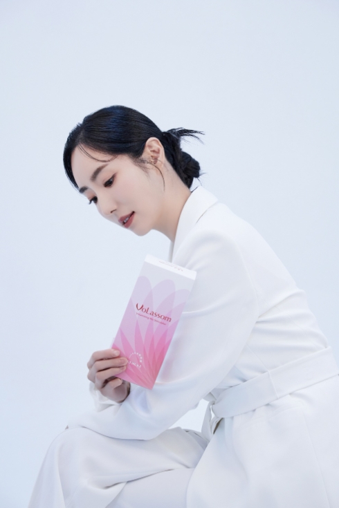 디엔씨 ‘볼라썸’ 모델로 미스코리아 출신 김유리 선정