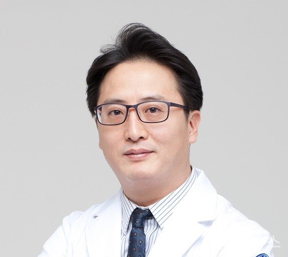 채움통증의학과광화문점신상호원장