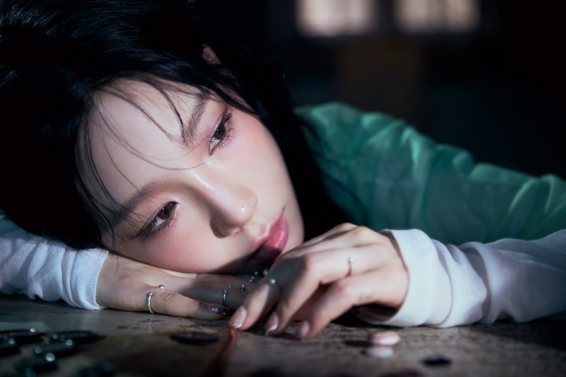 태연, 새 미니앨범 ‘To. X’ 27일 발매…섬세한 감각+짙은 감성 담은 신곡 총 6곡 선사