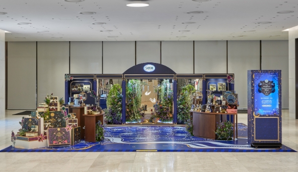 사봉, 홀리데이 컬렉션 ‘스타라이트 부케’ 팝업 스토어 오픈