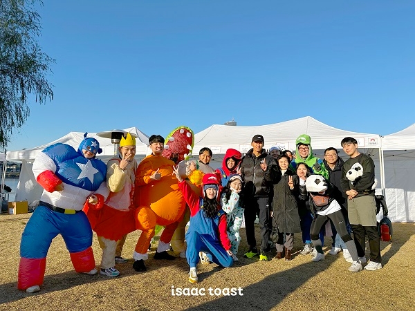 이삭토스트 임직원, ‘Miracle365 위드아이스 릴레이 런’ 참가...기부천사 션과 ‘착한 러닝’ 동행