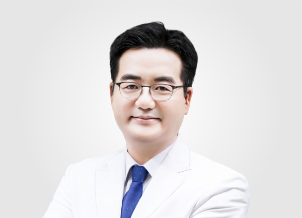 양방향 척추내시경, 허리디스크 수술 부담 덜어줄까?