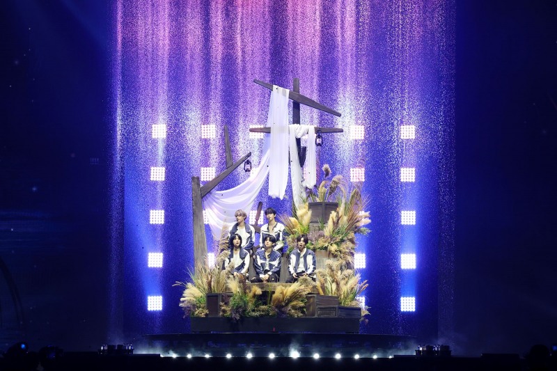 TXT, 서울 피날레 공연으로 두 번째 월드투어 성료…‘압도적 퍼포먼스+화려한 무대 연출+완벽 비주얼’