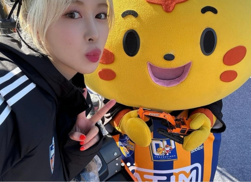 우주소녀 다영, 승리 요정 등극…“시축 값진 경험...멋진 경기 볼 수 있어 행복”