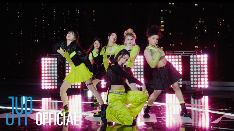 VCHA, 신곡 'Ready for the World' 퍼포먼스 비디오 유튜브 1백만 뷰 돌파…‘행보 기대 UP’