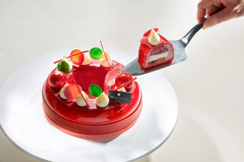 JW 메리어트 호텔 서울, ‘크리스마스 리스’ 테마의 케이크 5종 출시…‘크리스마스를 더욱 달콤하게’
