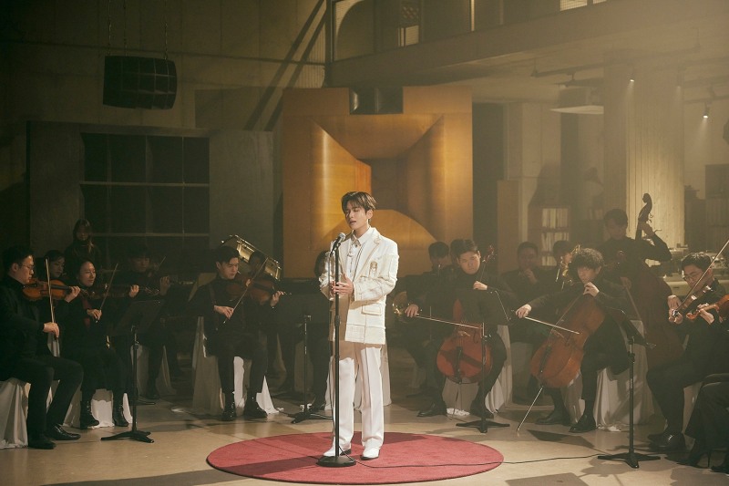 슈퍼주니어 려욱, ‘명품 선율’ SM 클래식스가 만났다…‘아무것도 하지 않아도 돼’ 오케스트라 버전 11일 공개