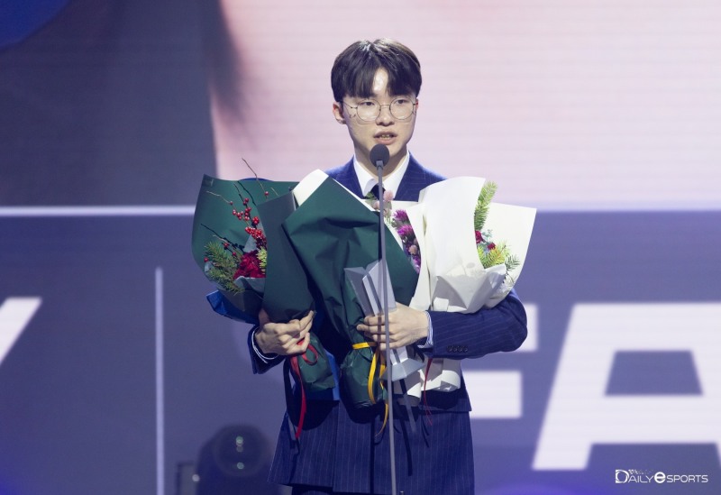 2023년 가장 빛나는 별 '페이커', "앞으로도 팬들 위해 열심히 할 것"