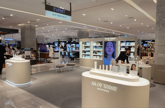 에즈 오브 투데이 뉴욕(AS OF TODAY New York), 현대백화점 천호점 매장 오픈