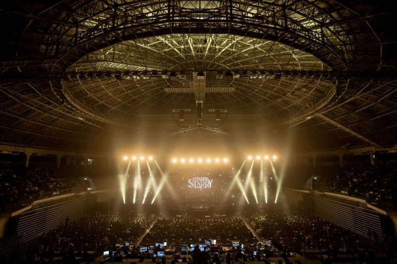 다비치, 4년 만의 단독 콘서트 성료…신곡 무대부터 크리스마스 깜짝 선물까지 '넘치는 팬사랑'