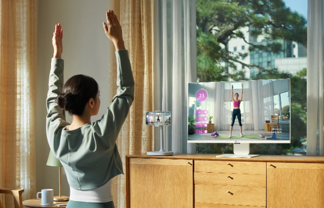 LG전자는 OTT부터 홈 오피스까지 하나로 즐기는 ‘LG MyView’ 스마트 모니터를 선보인다고 18일 밝혔다. 사진은 출시된 '32SR83U' 모니터의 모습. (사진 = LG전자 제공)