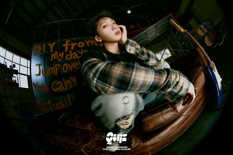 정세운, 신보 ‘퀴즈’ 첫 콘셉트 포토 공개…반항아 카리스마→호기심 가득한 소년미