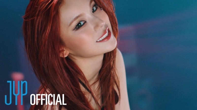 ITZY 예지, 솔로곡 ‘Crown On My Head’ 뮤직비디오 공개…믿고 보는 ‘퍼포 퀸’ 포스