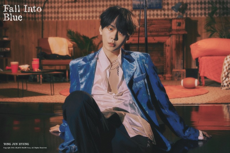 용준형, 신곡 'Fall Into Blue' 글로벌 차트 순항 시작