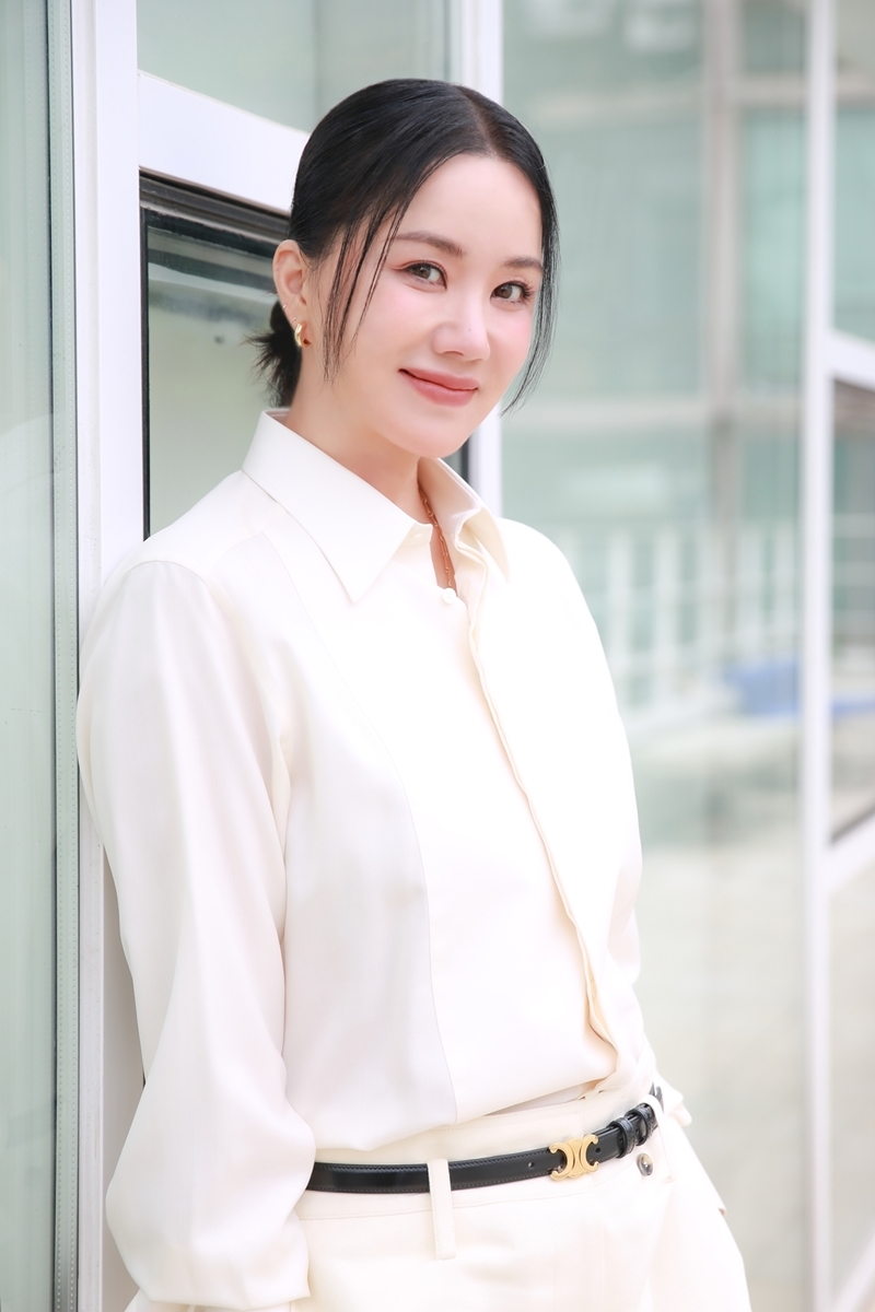 엄정화, ‘제28회 소비자의 날 시상식’ 문화연예 부문 시청자가 뽑은 올해의 배우 선정