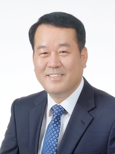 현대차그룹은 미래 모빌리티 사업 전략에 속도를 더하고 지속가능성을 제고하기 위한 ‘2023년 하반기 정기 임원인사’를 20일 실시했다고 밝혔다. 사진은 이동석 사장(현대자동차 국내생산담당 겸 안전보건최고책임자)의 모습. (사진 = 현대차그룹 제공)