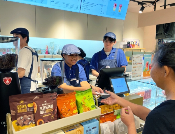 이디야커피, 첫 해외 가맹점 ‘괌 마이크로네시아몰 1호점’ 오픈