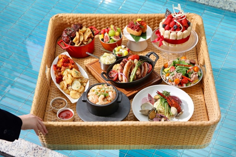 AC 호텔 바이 메리어트 서울 강남, 추위를 피해 즐기는 따뜻한 풀캉스 ‘플로팅 다이닝’ 패키지 선봬