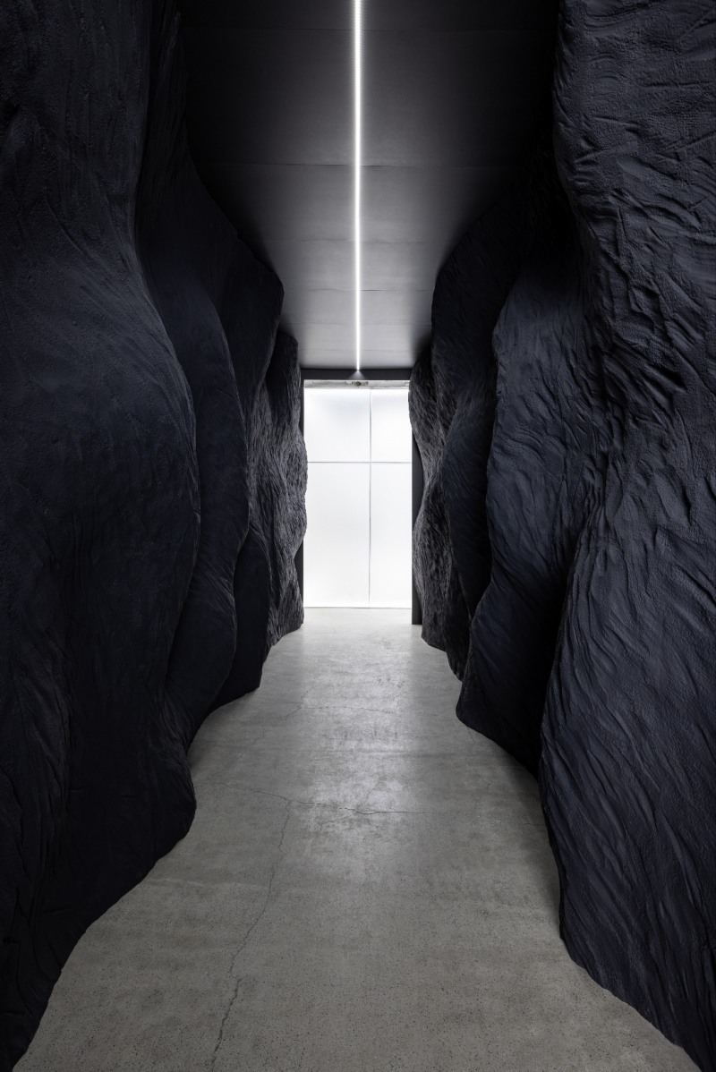 포인트투파이브세컨드, 신규 향 2종 출시 기념 '찬란' 전시 오픈…1월 21일까지 진행