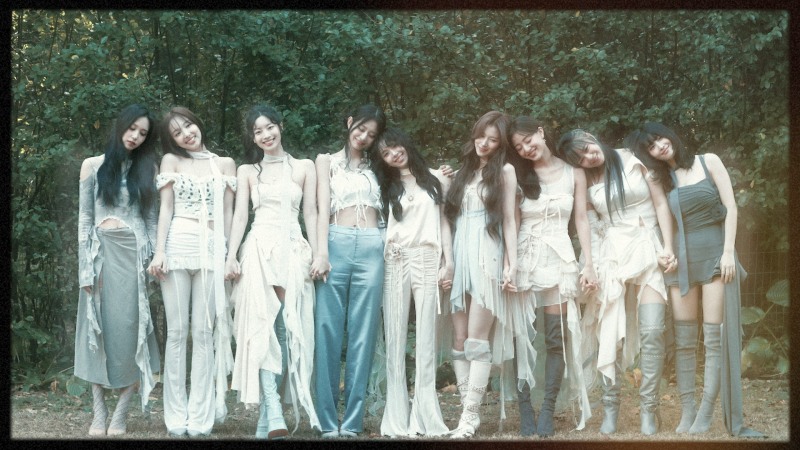 트와이스, 내달 23일 미니 13집 발매…무드 필름 속 햇살처럼 빛나는 아홉 청춘