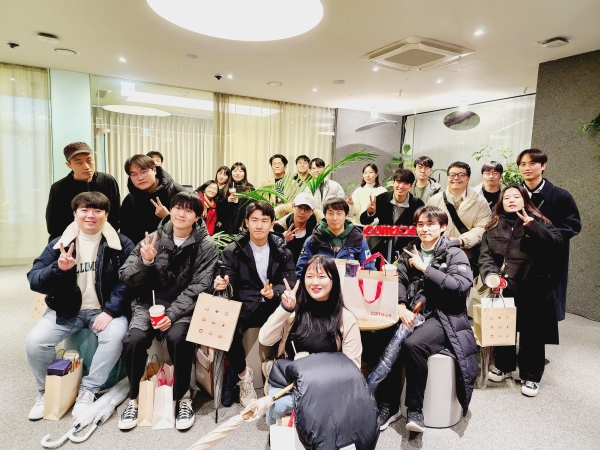 컴투스 그룹 사옥에 방문한 청년취업사관학교 새싹(SeSAC) 교육생