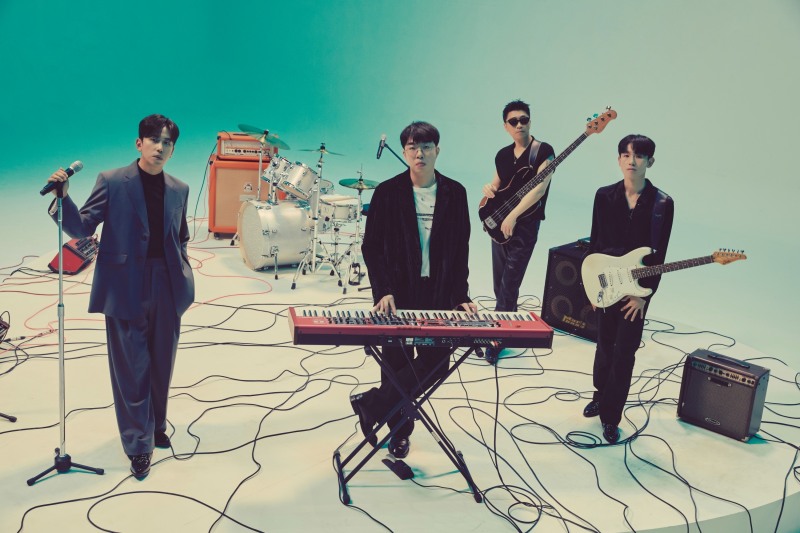 데이브레이크, 미스틱스토리와 전속계약 체결…윤종신X루시와 한솥밥