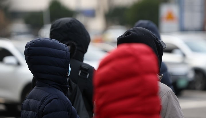 다음 주(8~14일)는 월요일(8일)에 춥던 날씨가 따뜻해져 평년 수준을 회복하는 가운데 화요일(9일)과 수요일(10일)에는 전국에 눈과 비가 내리겠다.