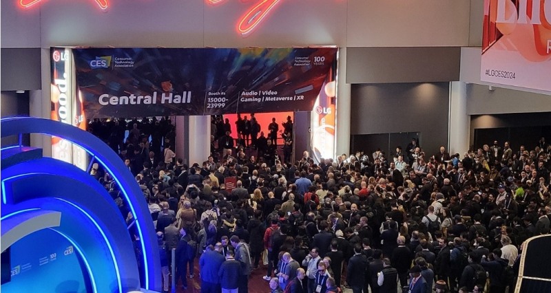 CES 개막...붐비는 행사장(라스베이거스=연합뉴스)