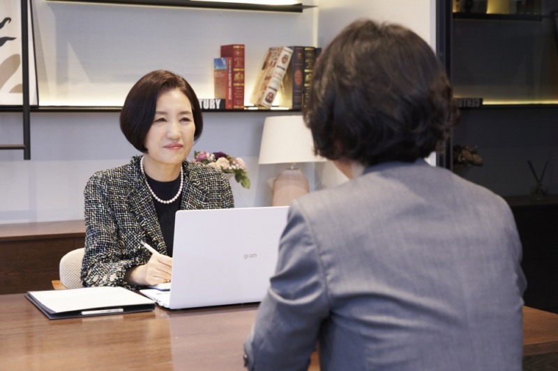 '혼인 건수 역대 최저치'...결혼정보회사 듀오, 자녀 결혼 위한 상담 서비스 진행
