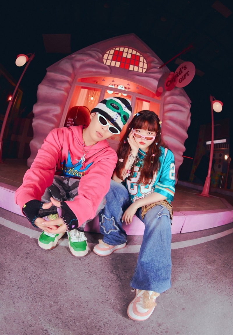 AKMU, '써클차트 뮤직 어워즈 2023' 2관왕 등극…“데뷔 10주년, 사랑해주시는 음악 팬들에 감사”