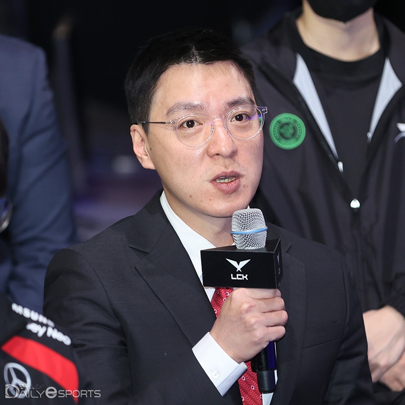 T1 '꼬마' 김정균 감독.