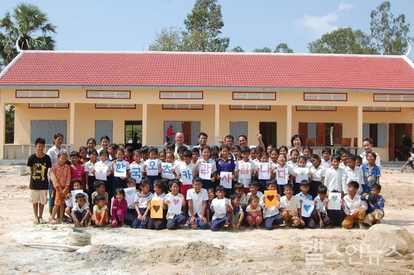 개도국교욱후원사업캄보디아쁘롬초등학교
