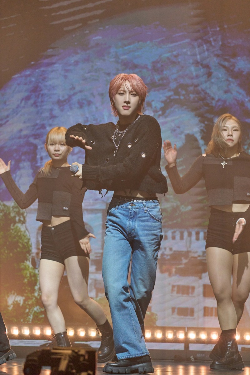 펜타곤 후이, 첫 솔로 데뷔 기념 'WHU IS ME : Complex' 쇼콘 성료… 팬들 마음속 '흠뻑'