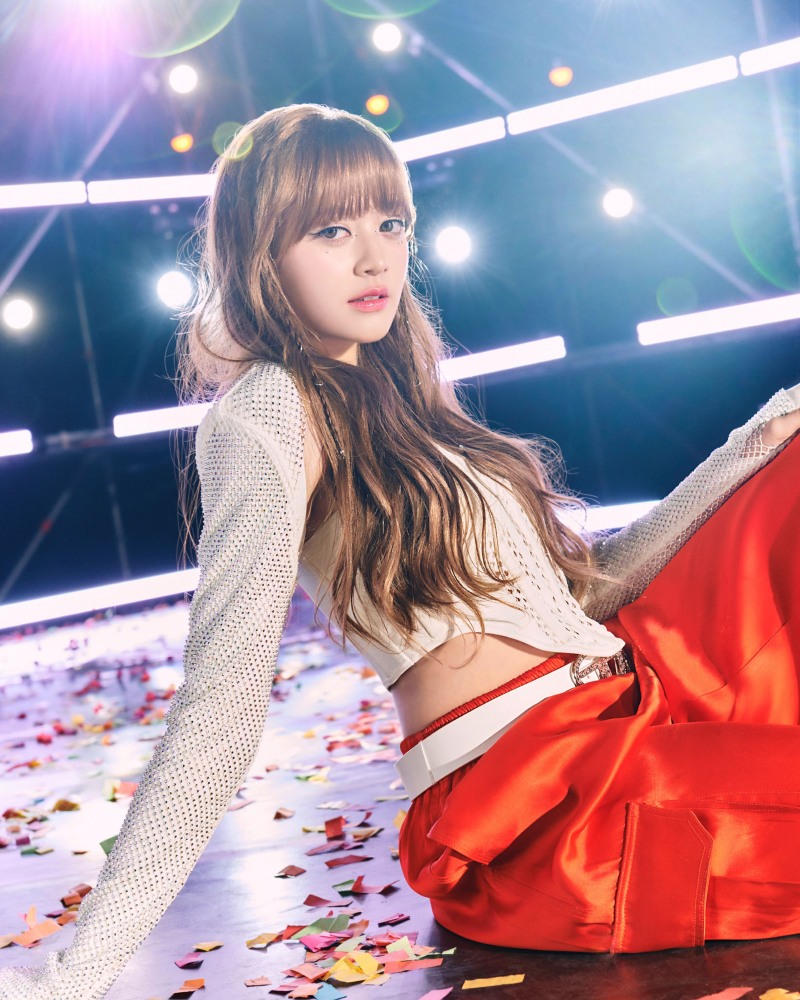 VCHA 켄달, 데뷔 싱글 'Girls of the Year' 개별 콘셉트 포토 공개…사랑스러운 비주얼